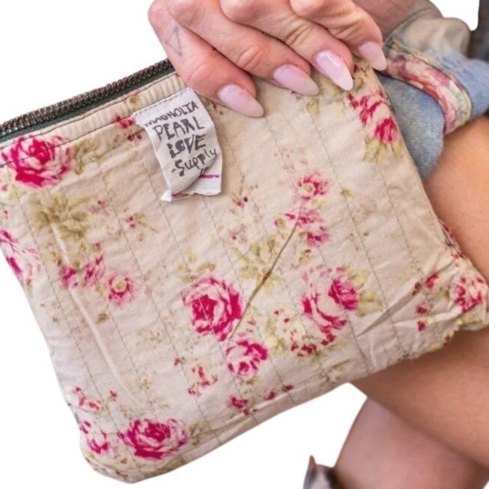 Magnolia Pearl Quilted Little Squirrel Deer Floral Coin Make Up Zipper Pouch NWT